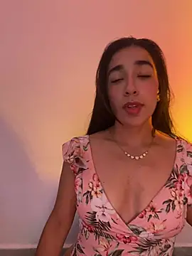SabrinaEvanss  online show from June 2026 07:19:01 PM
