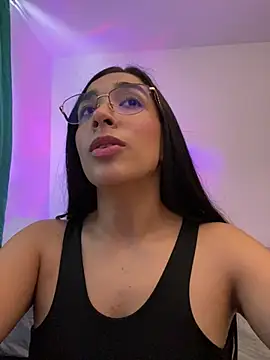 SabrinaEvanss  online show from March 2026 06:36:01 PM