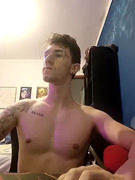 Snapshot of SweetGoodBoy22 chatting on October 2025 06:20:01 PM SweetGoodBoy22 online show from October 2025 06:20:01 PM