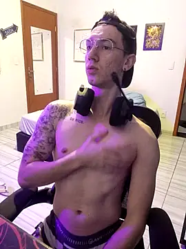 Snapshot of SweetGoodBoy22 chatting on October 2025 07:48:02 PM SweetGoodBoy22 online show from October 2025 07:48:02 PM