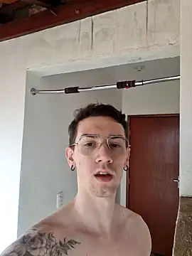 Snapshot of SweetGoodBoy22 chatting on October 2025 07:03:02 PM SweetGoodBoy22 online show from October 2025 07:03:02 PM