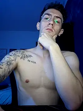 Snapshot of SweetGoodBoy22 chatting on October 2025 06:19:02 PM SweetGoodBoy22 online show from October 2025 06:19:02 PM