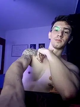 Snapshot of SweetGoodBoy22 chatting on October 2025 05:36:02 PM SweetGoodBoy22 online show from October 2025 05:36:02 PM