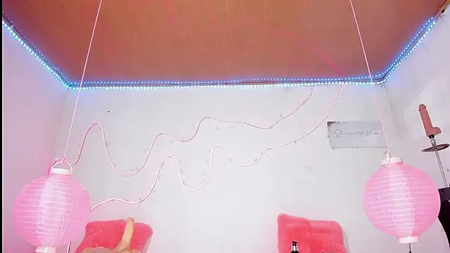 Snapshot of shannon_kinne_ chatting on November 2025 03:16:02 PM shannon kinne online show from November 2025 03:16:02 PM