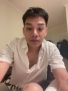 Snapshot of latava chatting on October 2025 03:57:01 PM latava online show from October 2025 03:57:01 PM