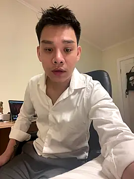 Snapshot of latava chatting on October 2025 04:29:02 PM latava online show from October 2025 04:29:02 PM