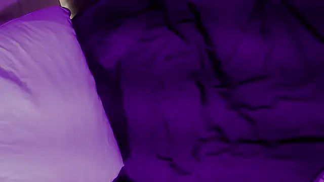 Moonless Joy online show from October 2025 09:14:02 PM