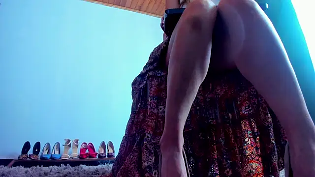 Snapshot of Velourmuse chatting on November 2025 02:55:02 PM Velourmuse online show from November 2025 02:55:02 PM