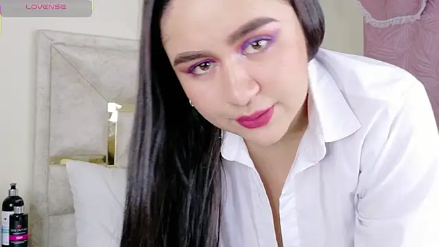 Mia belmontt online show from November 2025 08:53:02 PM