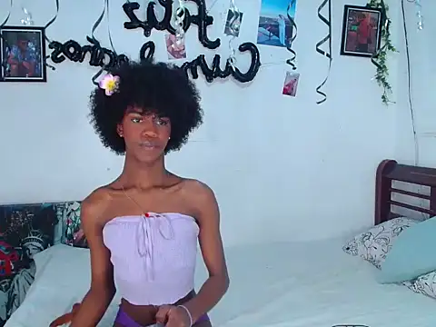 Kiara valente online show from October 2025 02:14:02 PM