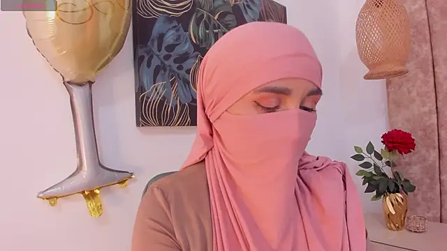  alishaa c online show from October 2025 07:59:02 PM