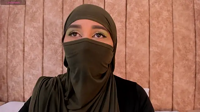  alishaa c online show from November 2025 02:17:01 AM