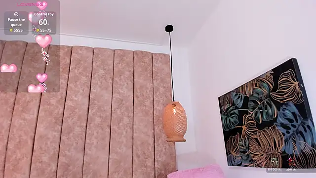  alishaa c online show from May 2026 04:01:02 AM