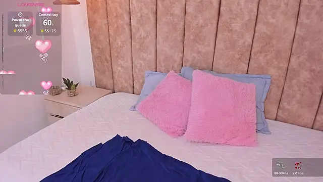  alishaa c online show from April 2026 03:51:02 AM