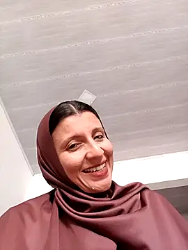 Aafsha  online show from October 2025 01:01:02 PM