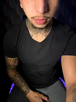 RealGdiass online show from December 2025 05:43:01 AM