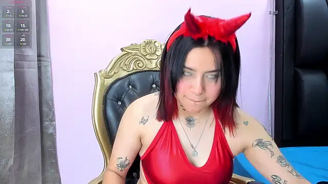 Nixielee  online show from October 2025 12:57:02 PM