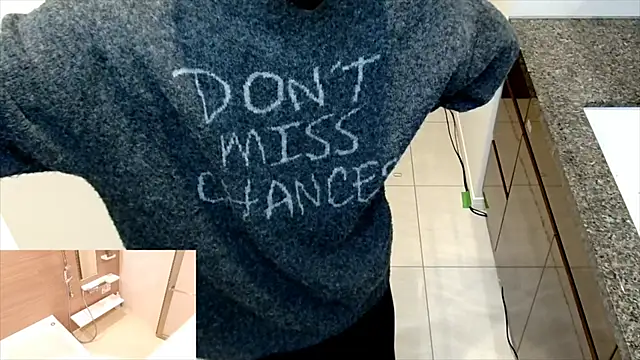 Snapshot of mirror_x_room chatting on December 2025 07:30:02 AM mirror x room online show from December 2025 07:30:02 AM