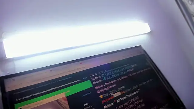 sofiandnick smith online show from November 2025 03:16:01 AM