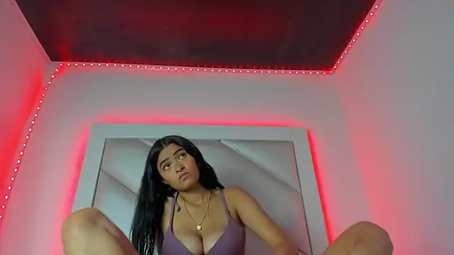 Madeline jade online show from October 2025 03:25:02 AM