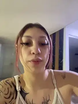 ZammyRossee online show from March 2026 04:22:01 AM