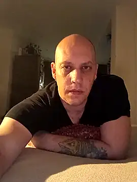 Snapshot of Kobradera1984 chatting on March 2026 10:50:02 PM Kobradera1984 online show from March 2026 10:50:02 PM