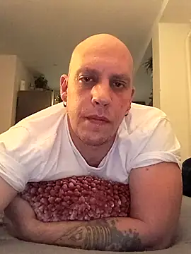 Snapshot of Kobradera1984 chatting on October 2025 11:14:01 PM Kobradera1984 online show from October 2025 11:14:01 PM