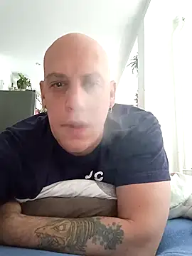 Snapshot of Kobradera1984 chatting on November 2025 10:03:02 AM Kobradera1984 online show from November 2025 10:03:02 AM