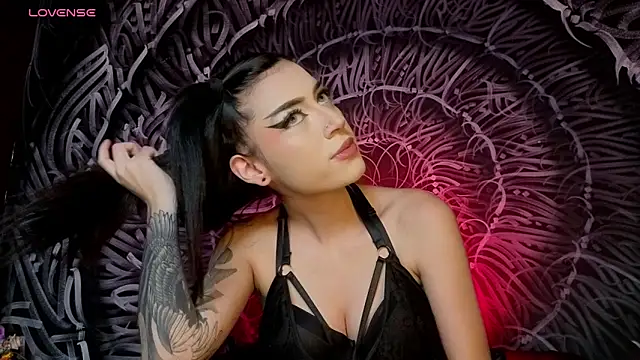 dahlia darkwood online show from March 2026 03:41:02 AM