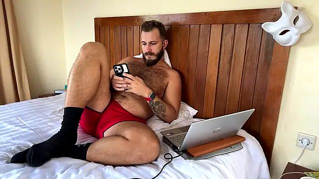 mrmaxiy online show from April 2026 05:00:02 AM