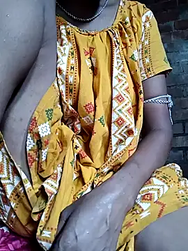Snapshot of Hotty-romi3 chatting on October 2025 04:57:01 AM Hotty-romi3 online show from October 2025 04:57:01 AM