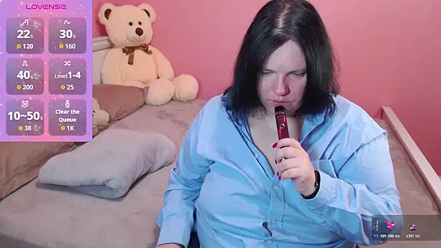  alexandra ray  online show from December 2025 01:06:01 PM