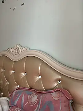 Mile-m online show from February 2026 04:56:02 AM