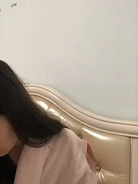 Mile-m online show from March 2026 10:17:02 PM