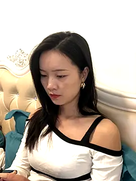 Mile-m online show from November 2025 02:26:01 AM