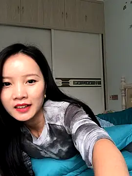 Mile-m online show from October 2025 04:23:01 AM