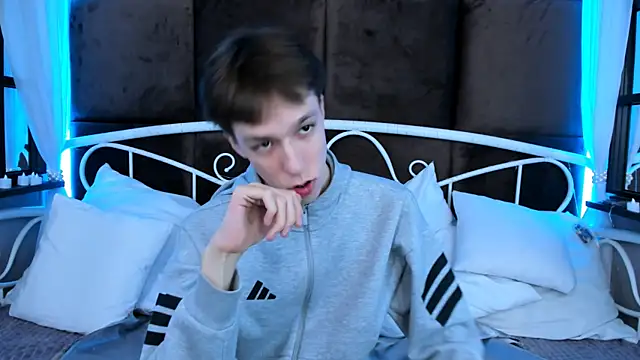 MarkBranston online show from December 2025 10:49:02 AM