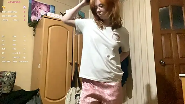 AnitaVanruiten online show from October 2025 05:17:01 AM