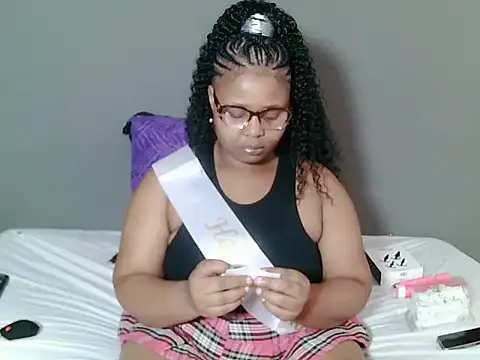 BoobsBae04 online show from October 2025 07:58:02 PM