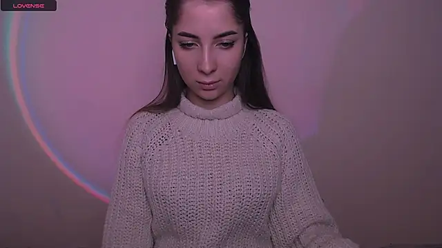 Snapshot of _OlivkaSexy chatting on November 2025 08:25:02 AM OlivkaSexy online show from November 2025 08:25:02 AM