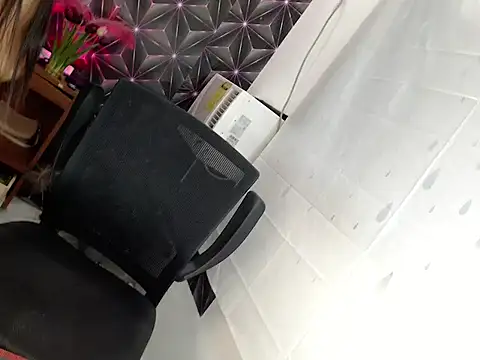 Hot chely online show from October 2025 10:42:02 PM