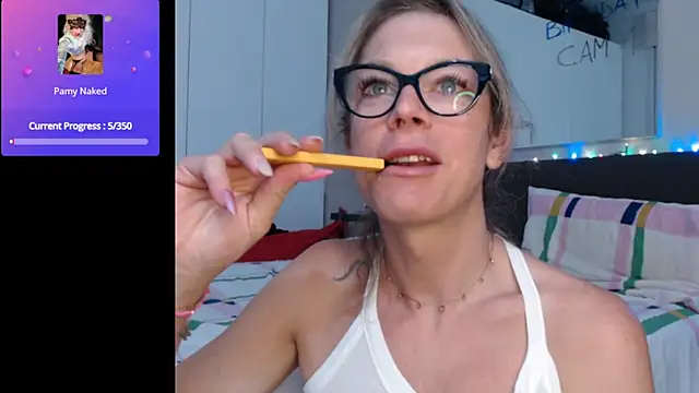 Spicypamy online show from June 2026 03:06:02 PM