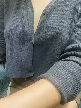 Azura a online show from February 2026 02:33:01 AM