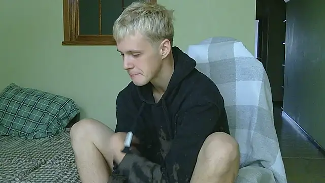 Snapshot of _Timmy_Boy_ chatting on October 2025 07:20:02 AM Timmy Boy online show from October 2025 07:20:02 AM