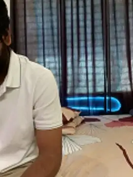 vickyandtania online show from December 2025 08:09:02 AM