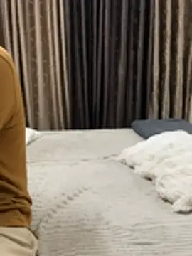 vickyandtania online show from March 2026 06:24:01 PM