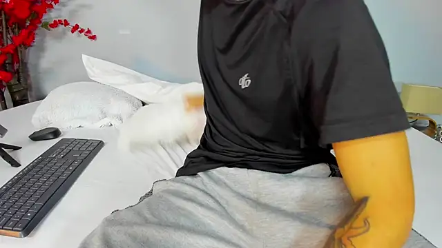 2 fire online show from November 2025 08:12:02 PM