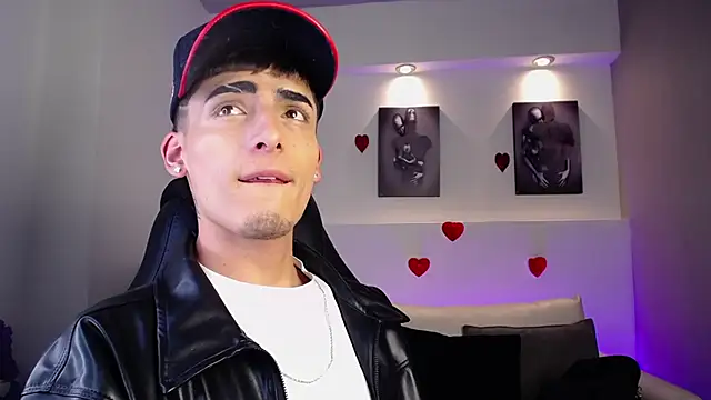 MateoMitchell online show from March 2026 03:33:01 AM