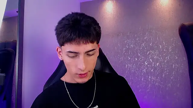 MateoMitchell online show from February 2026 11:38:02 PM