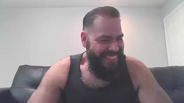 BigJohnBear39 online show from October 2025 04:57:02 AM